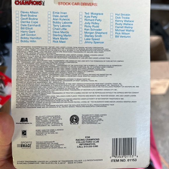 Nascar Racing Champions Inc. Lot of Stock car w/collector card and display stand - Picture 10 of 12